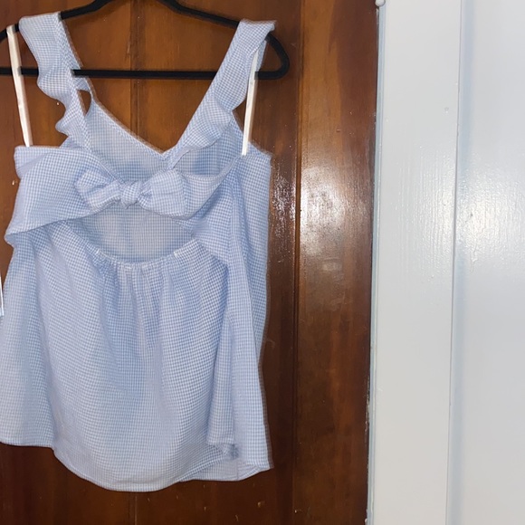 Doe & Rae swing blouse with ruffle sleeve and open bow back - Picture 2 of 5